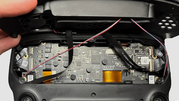 Cable routing through the frunk, showing correct positions