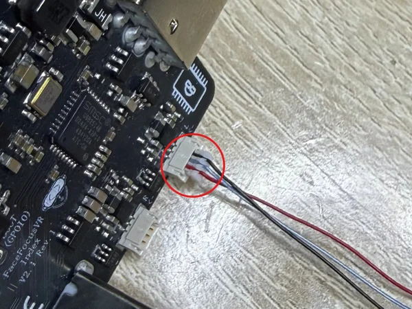 LED connector orientation reference